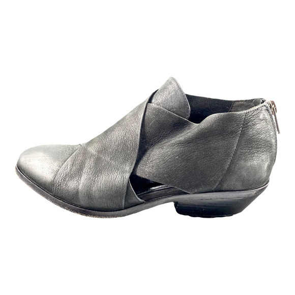 Eileen Fisher Black Cluster Crisscross Leather ankle boots 7.5 US steampunk boho - Picture 4 of 11